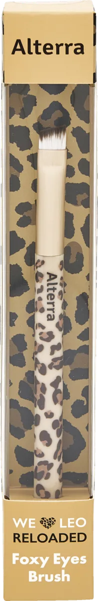 We love Leo Foxy Eyes Brush